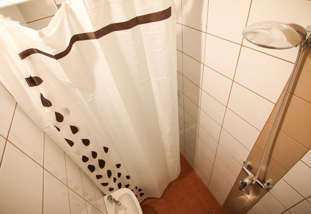 Cooltour Hostel Budapest Bagian luar foto