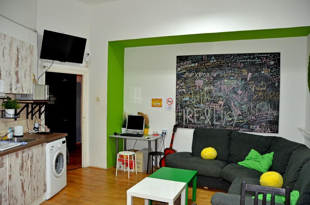 Cooltour Hostel Budapest Bagian luar foto